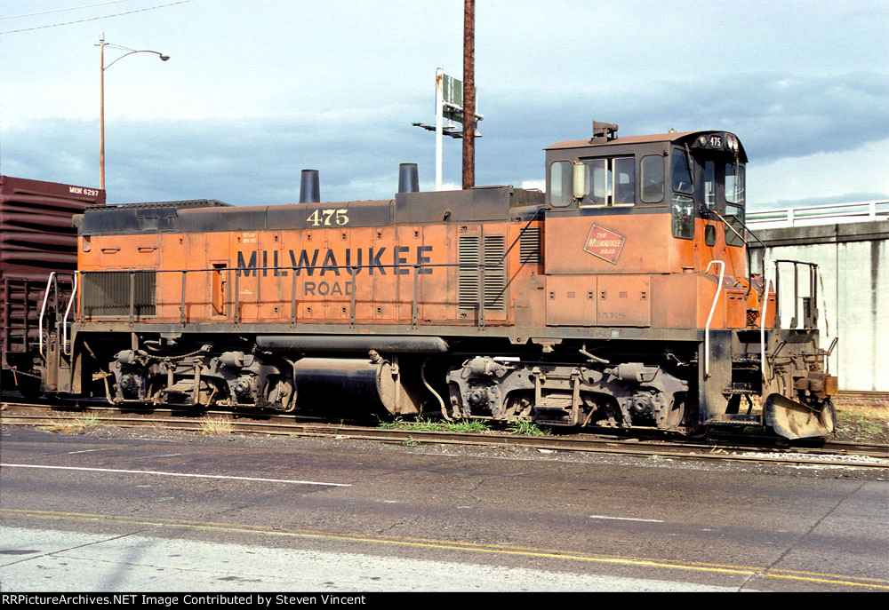 Milwaukee Road MP15AC #475